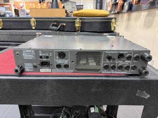 Ampeg SVT3PRO - 450 Watt Bass Head | Long & McQuade